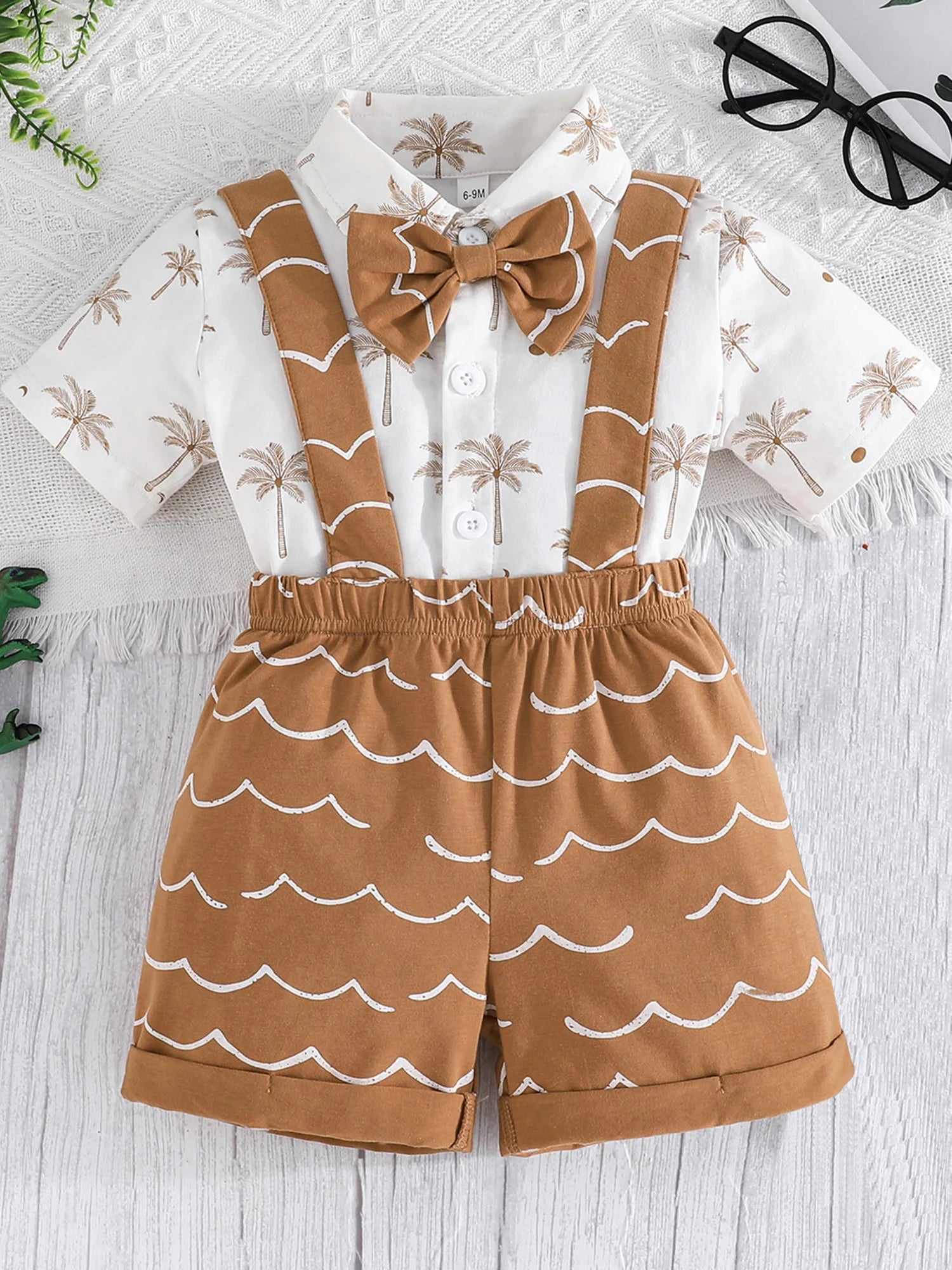 MQTIME  -  Adorable Baby Boy Summer Ensemble with Palm Tree Patterned Shirt Bowtie Elastic Waist Shorts and Suspenders - 2 Piece Set