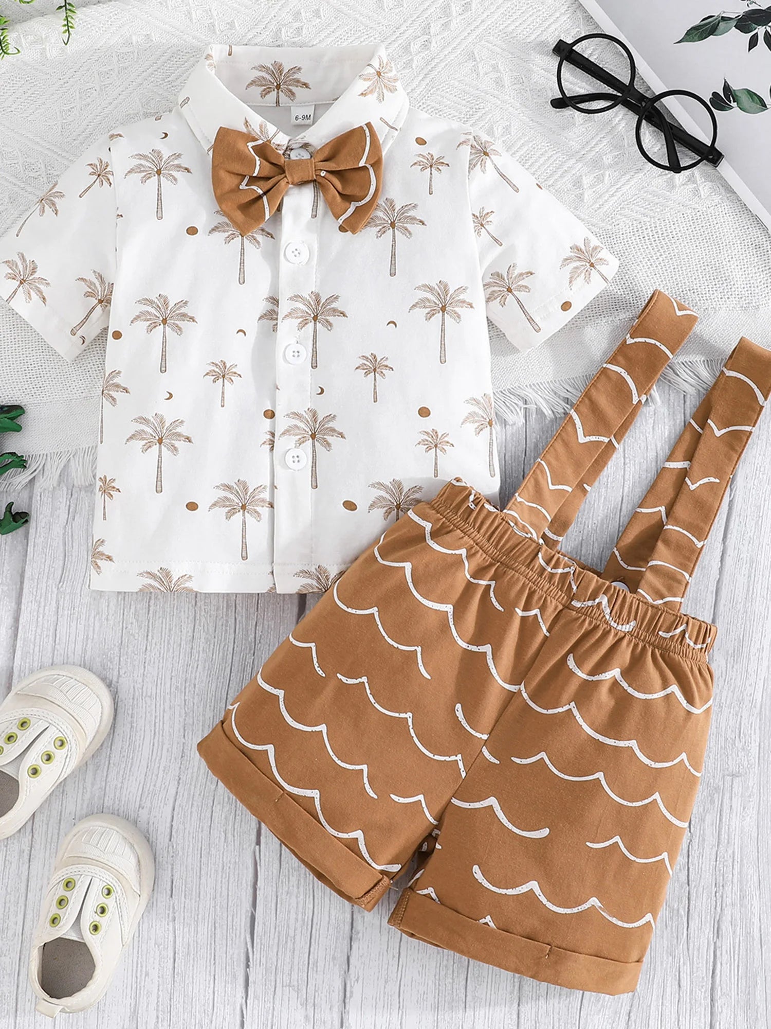 MQTIME  -  Adorable Baby Boy Summer Ensemble with Palm Tree Patterned Shirt Bowtie Elastic Waist Shorts and Suspenders - 2 Piece Set
