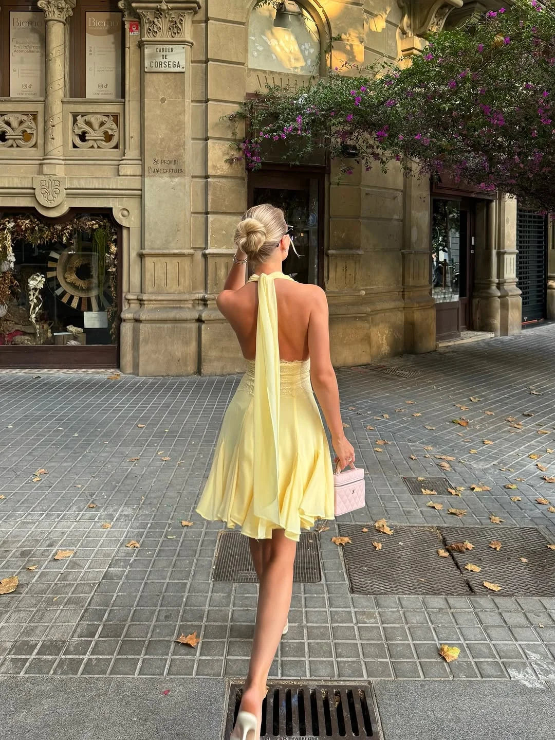 MQTIME  -   Yellow Lace Women Short Dress Sexy V Neck Halter Sleeveless Backless Party Gown Summer Chic Beach Holiday Lady Vestidos