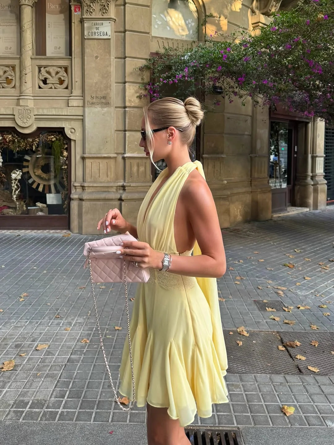 MQTIME  -   Yellow Lace Women Short Dress Sexy V Neck Halter Sleeveless Backless Party Gown Summer Chic Beach Holiday Lady Vestidos