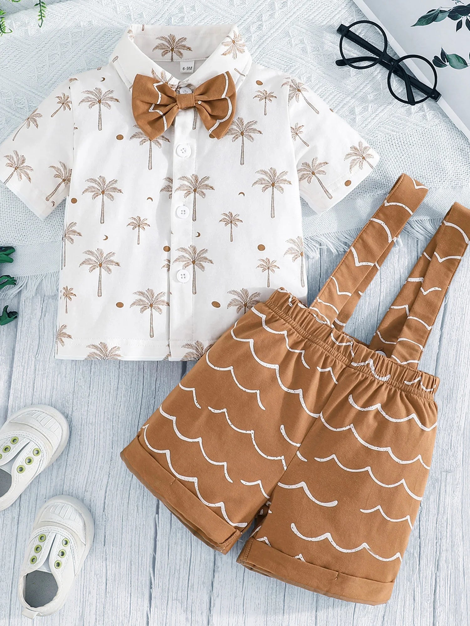 MQTIME  -  Adorable Baby Boy Summer Ensemble with Palm Tree Patterned Shirt Bowtie Elastic Waist Shorts and Suspenders - 2 Piece Set