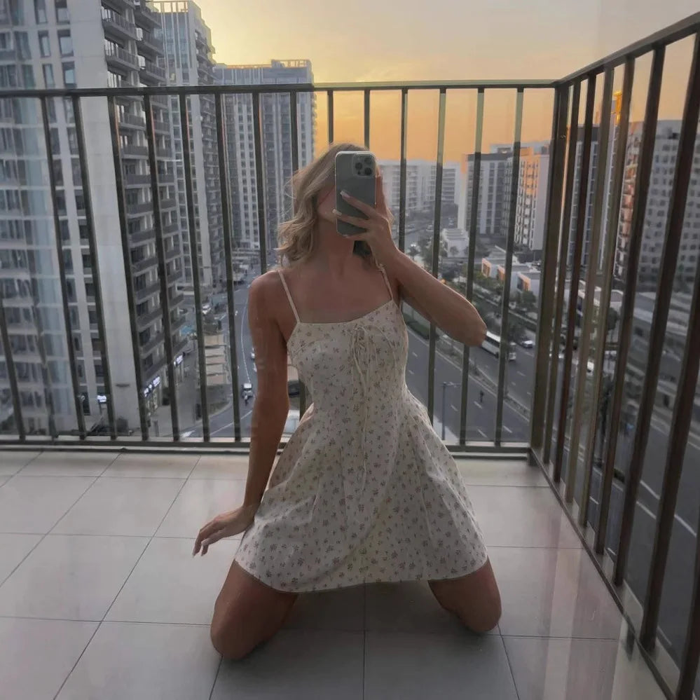 MQTIME  -  Spring New French Country Holiday Style Lace Ruffle Waist Floral Dress Short Skirt