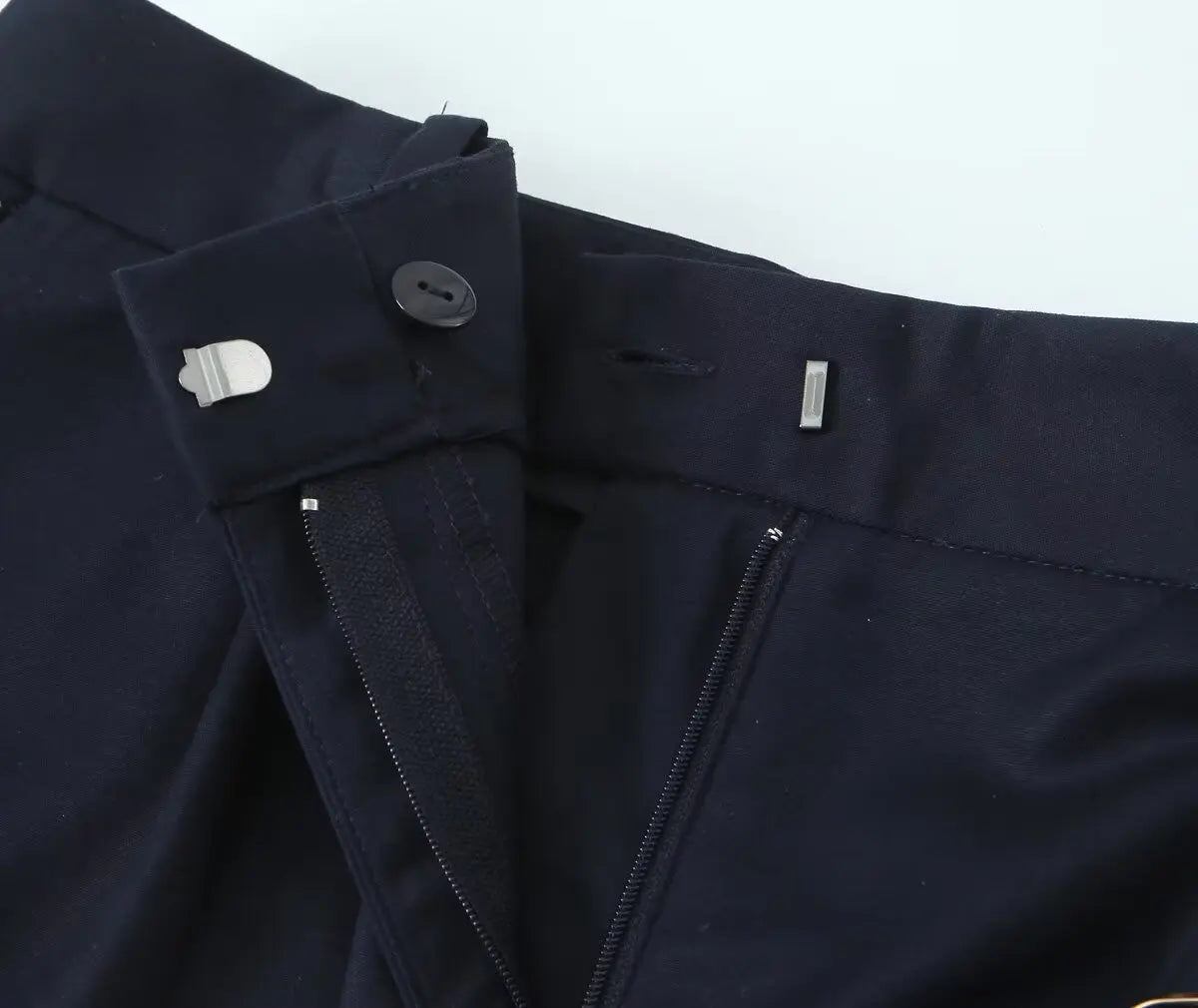 MQTIME  -  New summer women's clothing casual fashion simple loose versatile belt pleated commuter wide-leg shorts