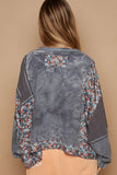 MQTIME  -  POL Floral Patchwork Round Neck Knit Top