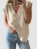 MQTIME  -    Ribbed V-Neck Sweater Vest