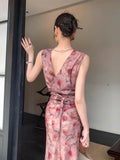MQTIME  -  Retro Oil Painting And Rose Dress For Women'S Summer Design, Unique V-Neck, High Waisted, Slim Fit Long Skirt