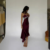  MQTIME  -  New Elegant and Temperamental Hot Girl Photo Shoot Low-cut Dress with Sexy Waist and Backless Fishtail Dress