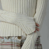 MQTIME  -  American retro beige V-neck slim fit and slimming, spicy girl versatile and personalized knitwear top for women