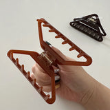Mqtime Korean Woman Large Hollow out Triangle Acetate Hair Claws Ladies Hairpins Hairgrip Headwear Barrettes Washing Face Hair Clips