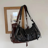 MQTIME  -   Niche Design Spice Girl Style Punk Texture Messenger Card Case Locomotive Armpit Bag New Autumn and Winter Commuter Bag