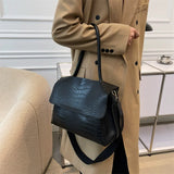 MQTIME  -  Crocodile Pattern Women Shoulder Messenger Bag Large Capacity Retro Flap Tote For Female Casual Pu Leather Commute Handbag