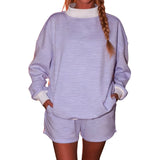  MQTIME  -  Women s Cozy Striped Lounge Set with Relaxed Fit Crew Neck Top and Matching Shorts - 2 Piece Casual Outfit for Stylish Comfort